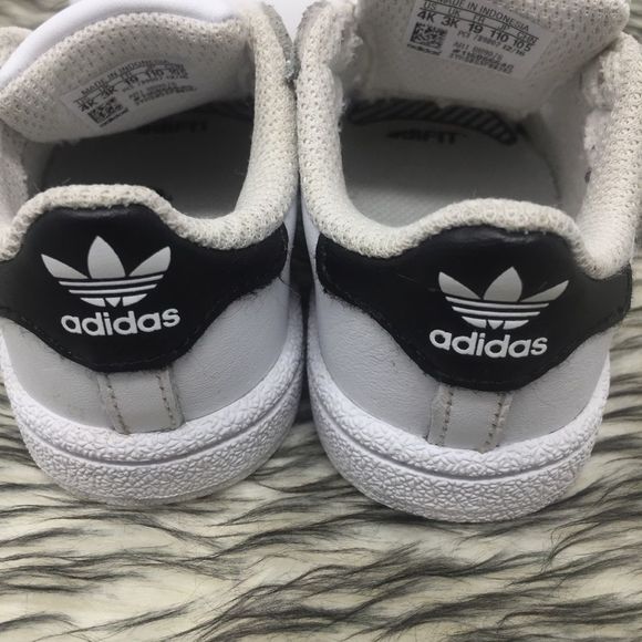 Adidas Superstar Baseline Sneakers Shoes Sz 4 - Picture 4 of 5